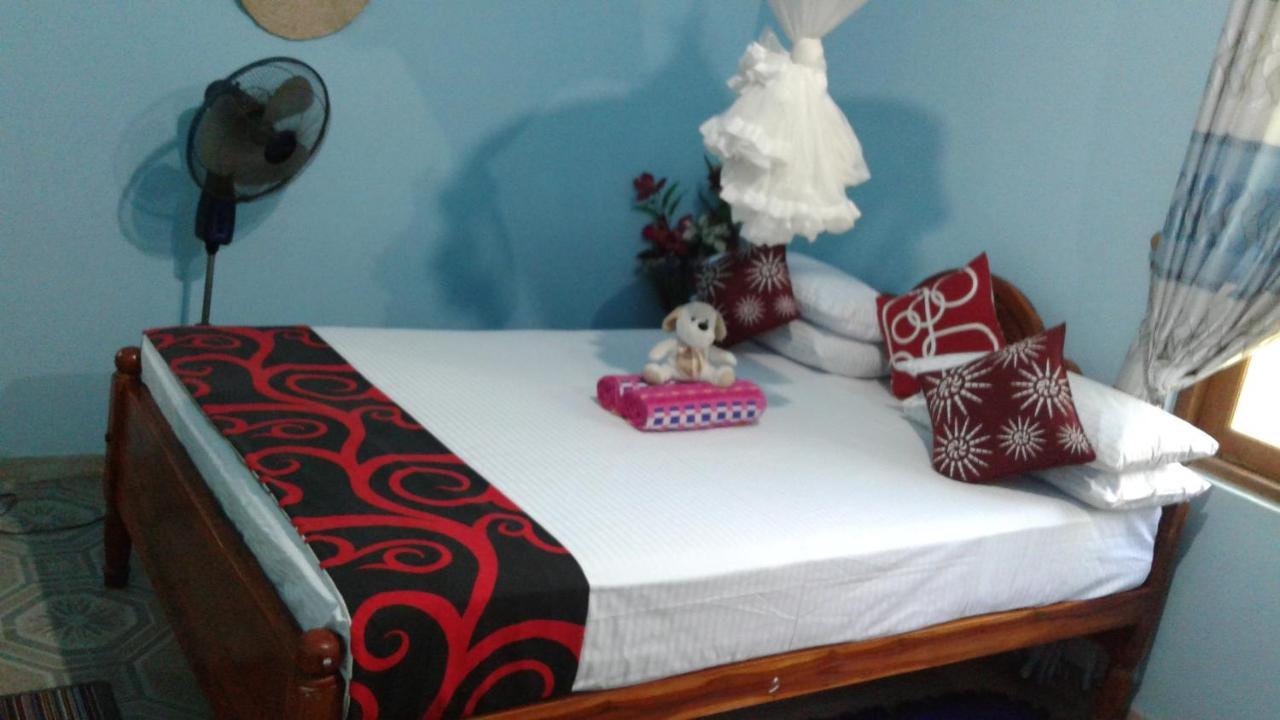 Flower Inn Szigirija Kültér fotó